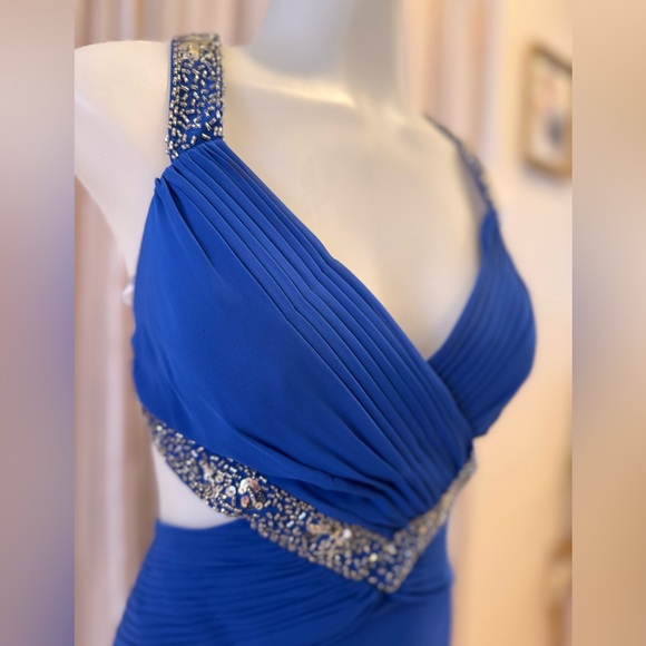 David’s Bridal Elegant Blue Evening Gown blue formal dress - Picture 6 of 11